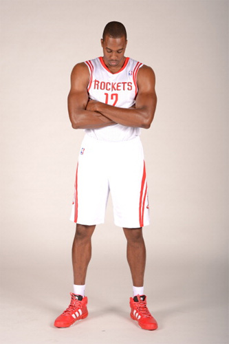 意甲：国米2-0完胜博洛尼亚（意甲：国米2-0轻取博洛尼亚）