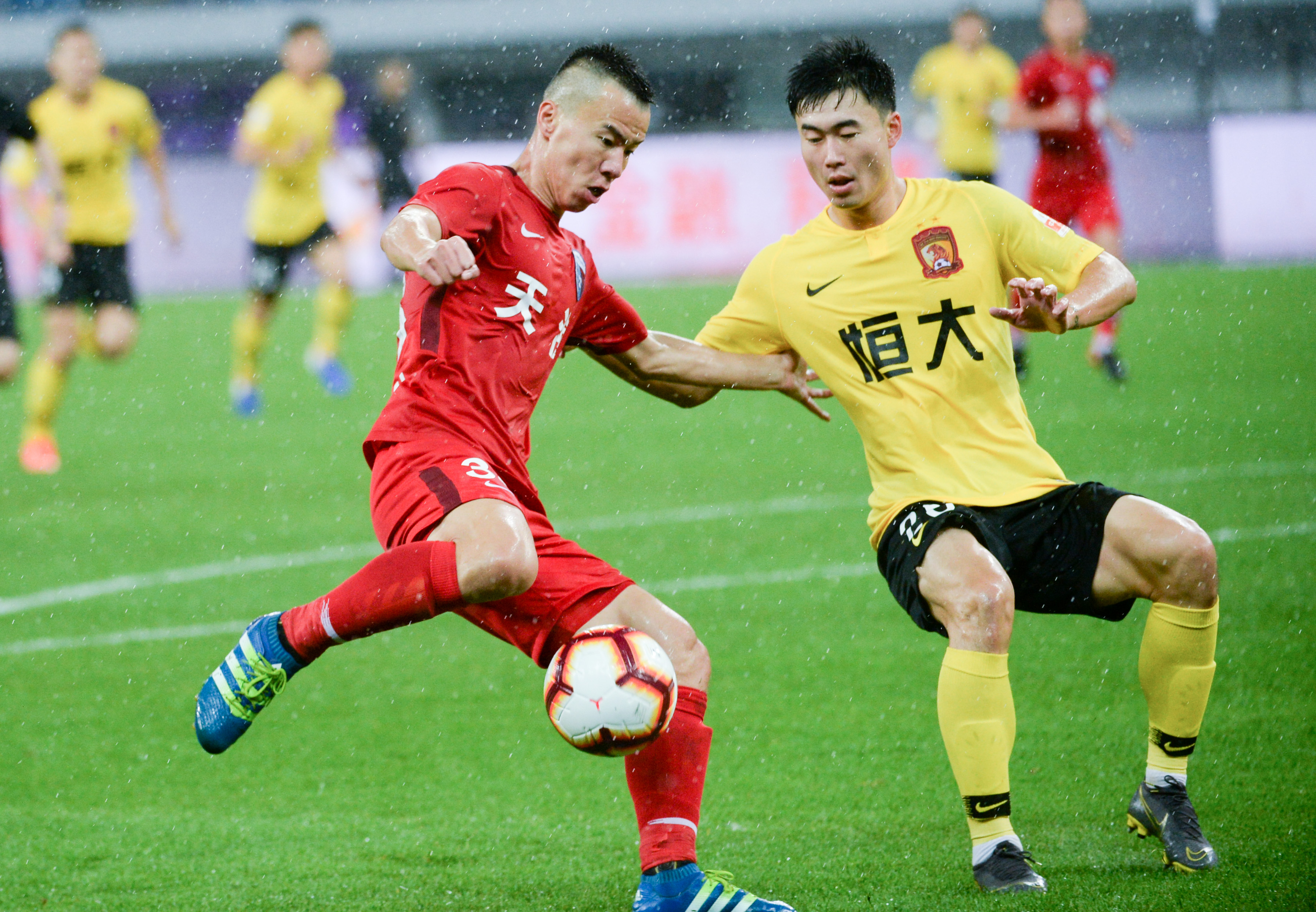 仅用19场！迪亚斯本赛季至今助攻数已超上赛季（19场就够！迪亚斯本季助攻数已超越上季）