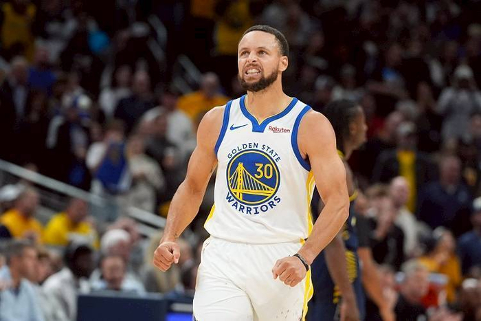 球迷：这不就是篮球爽文吗？（球迷直呼：这简直是篮球爽文！）