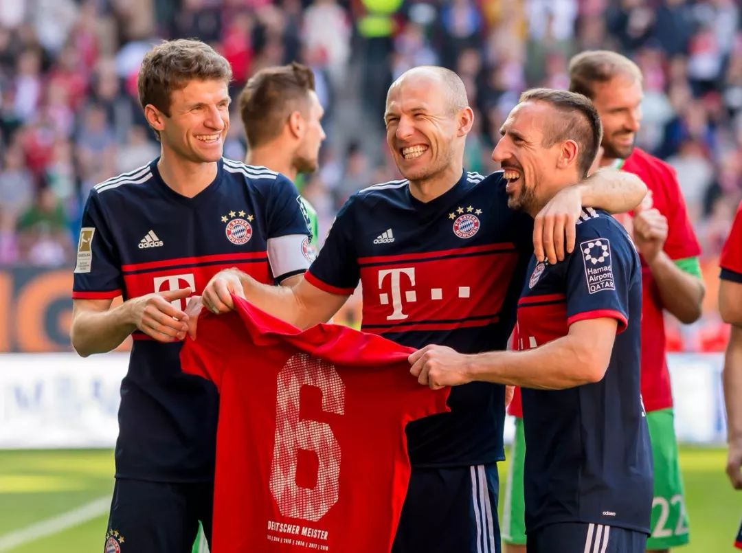 美媒：加兰升级为可以出战，朗佐·鲍尔将缺席比赛（美媒：加兰升级至出战状态，朗佐·鲍尔确认缺阵）